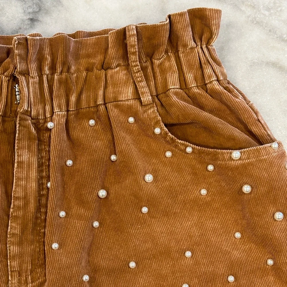 Fantastic Fawn Brown Corduroy Cuff Short with Pearl Accent Paper Bag Waist L